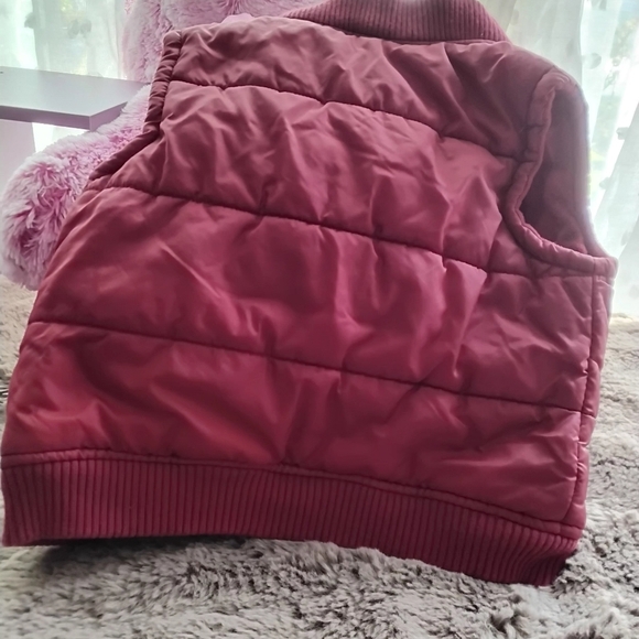 Gymboree Boys puffer Vest. 3T - Picture 2 of 4